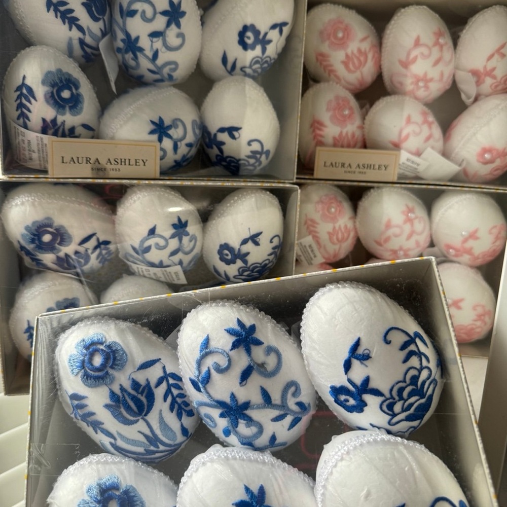 Laura Ashley 30 feet of Easter eggs garlands